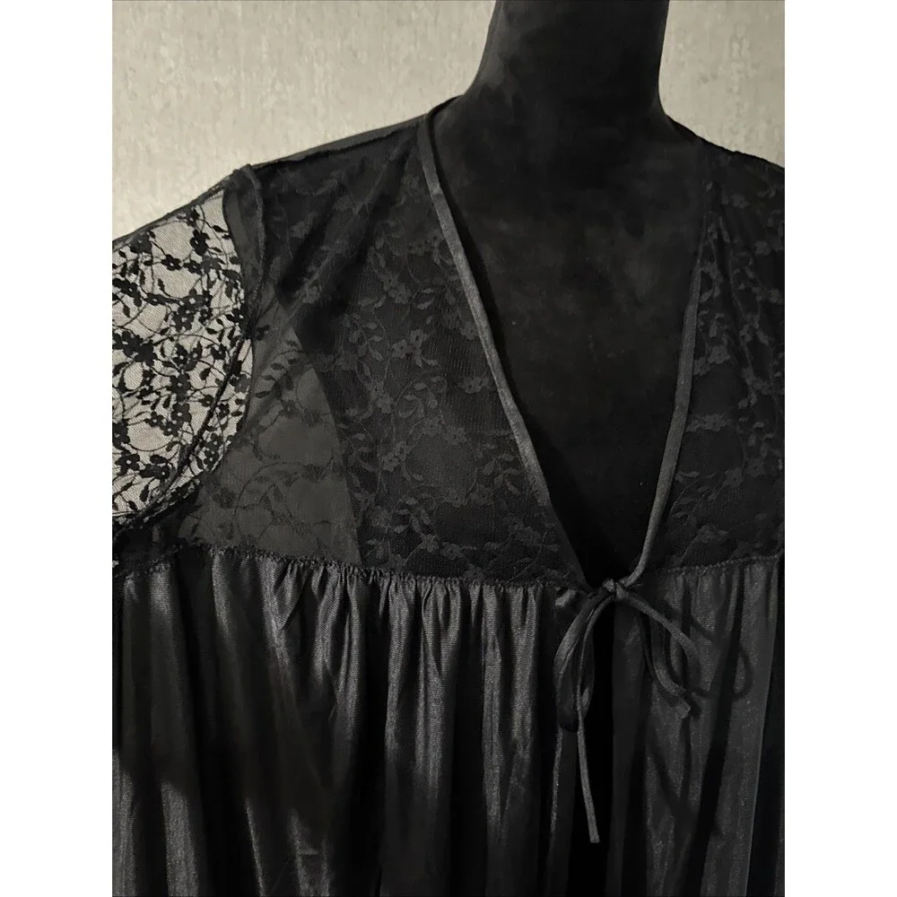 Kaydette stunning vintage
